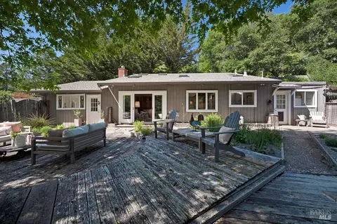 Exterior - 15555 Bittner Rd, Occidental, CA 95465 photo 6 of 23