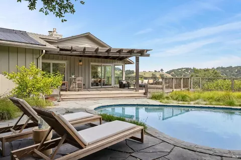 125 Stuyvesant Dr, San Anselmo, CA 94960