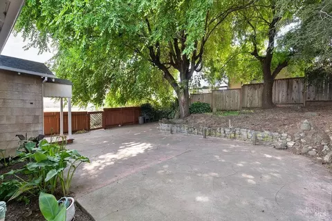 Exterior - 199 Harrier Ave, Vallejo, CA 94590 photo 6 of 8