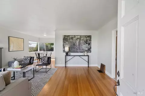 Entry Way - 199 Harrier Ave, Vallejo, CA 94590 photo 1 of 3