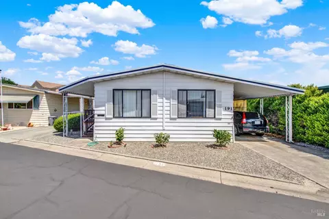 191 Lemon Tree Cir, Vacaville, CA 95687