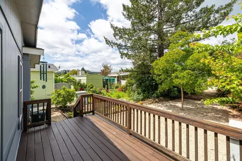 4692 Circle Dr, Santa Rosa, CA 95409