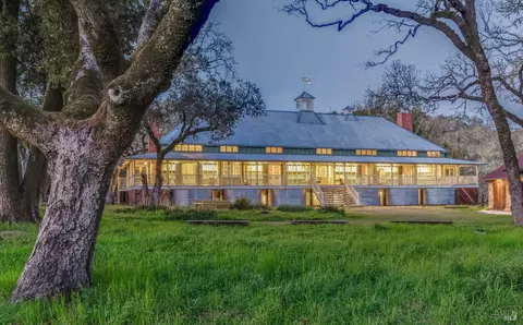 3820 Warm Springs Rd, Glen Ellen, CA 95442