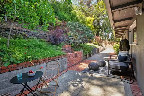 Exterior - 473 Montecito Ave, Corte Madera, CA 94925 photo 6 of 6