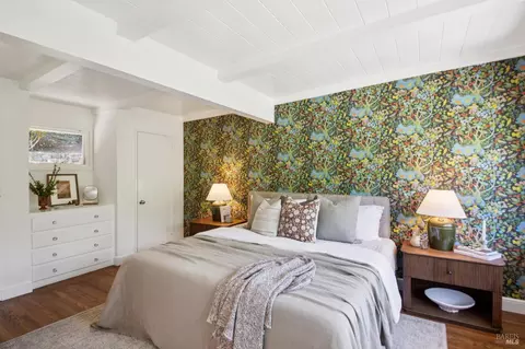 Bedroom - 473 Montecito Ave, Corte Madera, CA 94925 photo 2 of 4