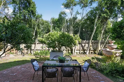 Exterior - 16 Figtree Ln, Novato, CA 94947 photo 6 of 8