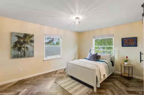Bedroom - 470 E O St, Benicia, CA 94510 photo 2 of 7