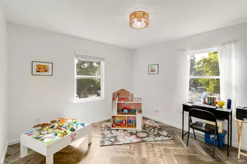 Other - 470 E O St, Benicia, CA 94510 photo 5 of 11