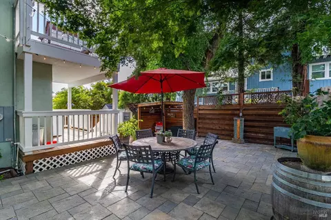 Exterior - 470 E O St, Benicia, CA 94510 photo 18 of 39