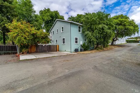 Exterior - 470 E O St, Benicia, CA 94510 photo 33 of 39
