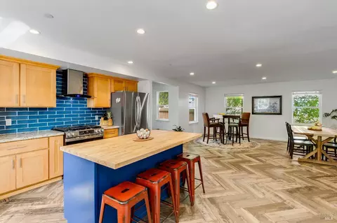 Kitchen - 470 E O St, Benicia, CA 94510 photo 3 of 6