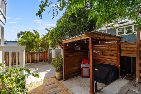 Other - 470 E O St, Benicia, CA 94510 photo 3 of 11
