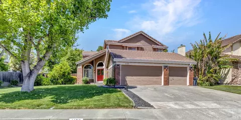 Exterior - 1102 Hickory Ave, Fairfield, CA 94533 photo 1 of 16