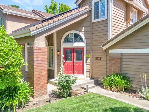 Exterior - 1102 Hickory Ave, Fairfield, CA 94533 photo 15 of 16