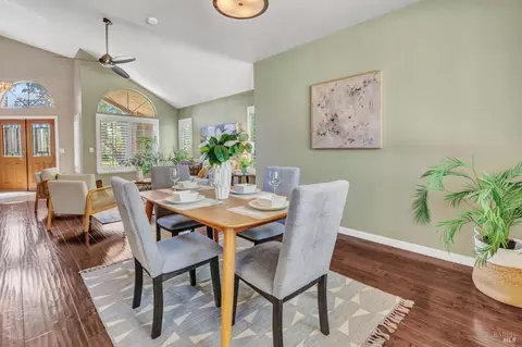 Dining - 1102 Hickory Ave, Fairfield, CA 94533 photo 2 of 3