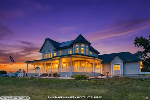 2346 Olivet Ln, Santa Rosa, CA 95401