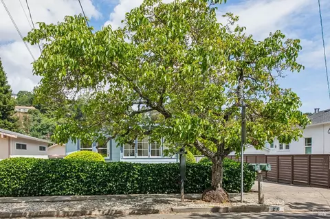 210 Greenfield Ave, San Rafael, CA 94901