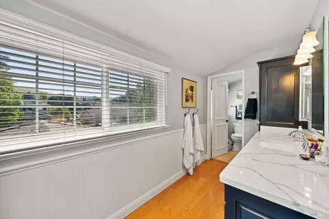 Bath - 117 Lancaster Way, Vallejo, CA 94591 photo 1 of 4