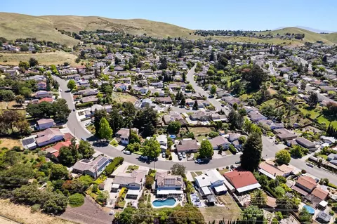 View/Area - 117 Lancaster Way, Vallejo, CA 94591 photo 4 of 6