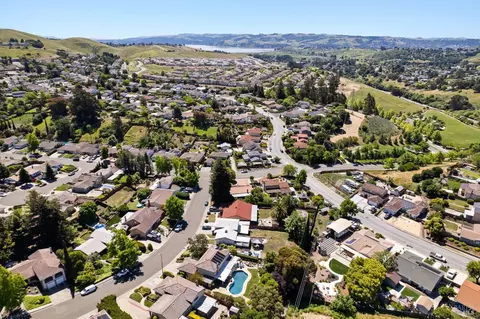 View/Area - 117 Lancaster Way, Vallejo, CA 94591 photo 5 of 6