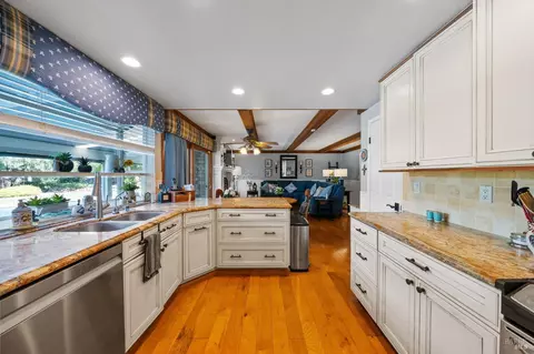 Kitchen - 117 Lancaster Way, Vallejo, CA 94591 photo 1 of 5