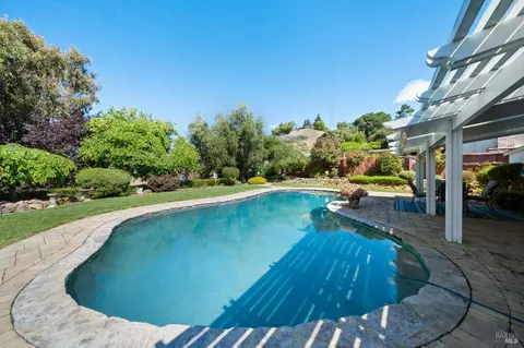 Exterior - 117 Lancaster Way, Vallejo, CA 94591 photo 8 of 12