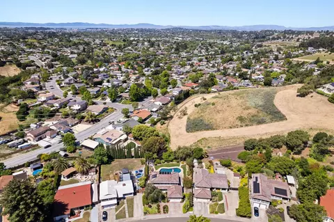 View/Area - 117 Lancaster Way, Vallejo, CA 94591 photo 2 of 6