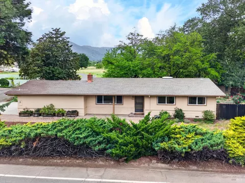 1280 Sanford Ranch Rd, Ukiah, CA 95482