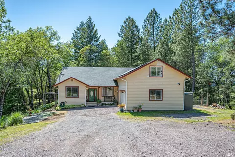 3970 Canyon Rd, Willits, CA 95490