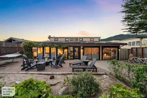 235 Seadrift Rd, Stinson Beach, CA 94970
