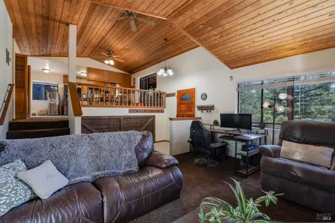 Living - 1618 Daphne Dr, Willits, CA 95490 photo 1 of 2