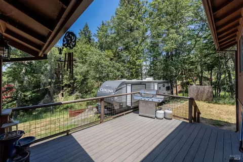 Exterior - 1618 Daphne Dr, Willits, CA 95490 photo 12 of 14