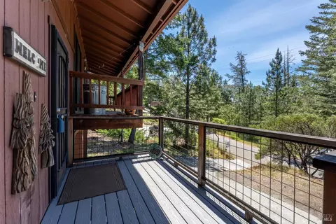 Exterior - 1618 Daphne Dr, Willits, CA 95490 photo 8 of 14