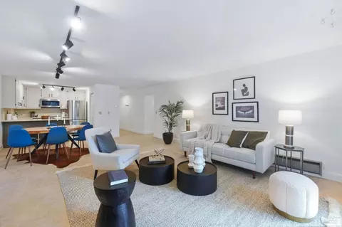 820 Mission Ave #4, San Rafael, CA 94901