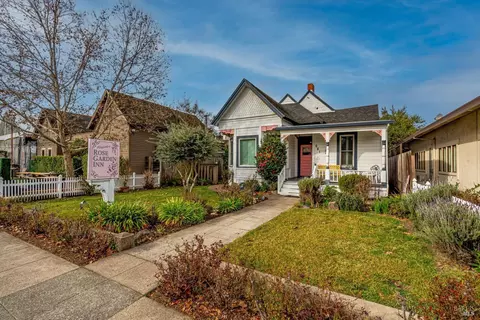 681 Broadway Rd, Sonoma, CA 95476