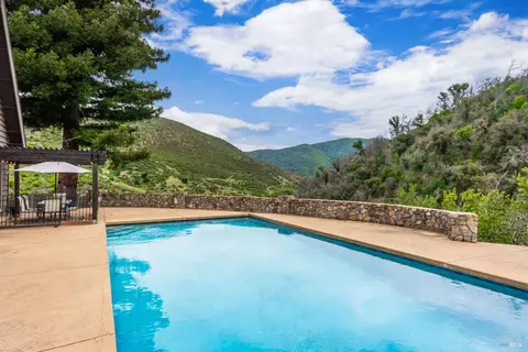 3955 E Highway 128 Hwy, Saint Helena, CA 94574