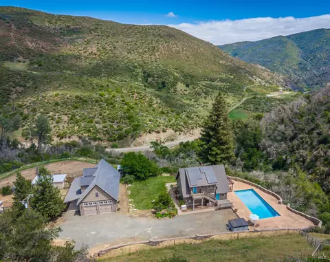 3955 E Highway 128 Hwy, Saint Helena, CA 94574