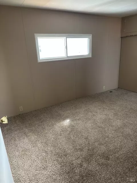 76 Heliotrope St, Vallejo, CA 94589 photo 17