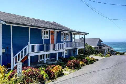 75 Ocean View Ave, Dillon Beach, CA 94929