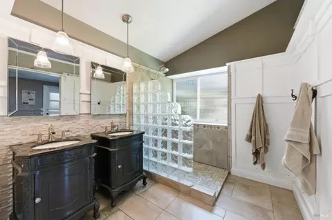 Bath - 149 Lighthouse Way, Vacaville, CA 95688 photo 1 of 2