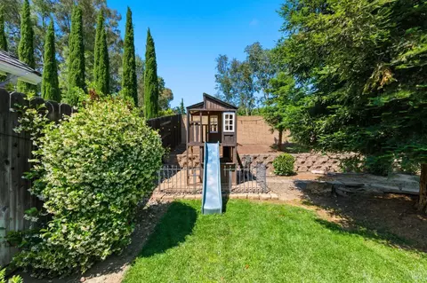 Exterior - 149 Lighthouse Way, Vacaville, CA 95688 photo 6 of 11