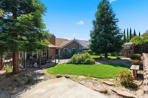 Exterior - 149 Lighthouse Way, Vacaville, CA 95688 photo 9 of 11