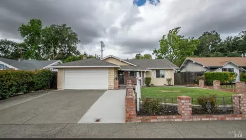 432 S Orchard Ave, Vacaville, CA 95688