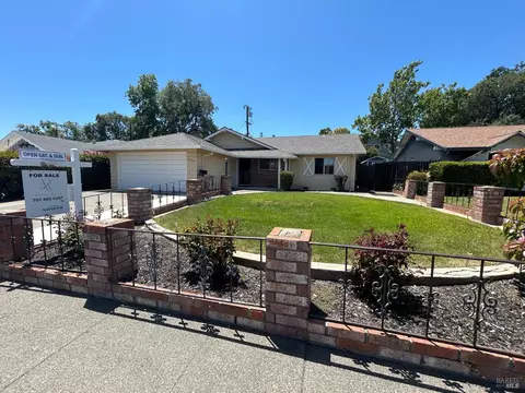 432 S Orchard Ave, Vacaville, CA 95688