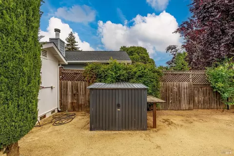 Exterior - 259 W Macarthur St, Sonoma, CA 95476 photo 9 of 10