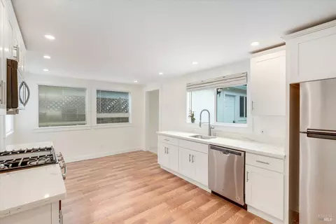 Kitchen - 259 W Macarthur St, Sonoma, CA 95476 photo 2 of 3