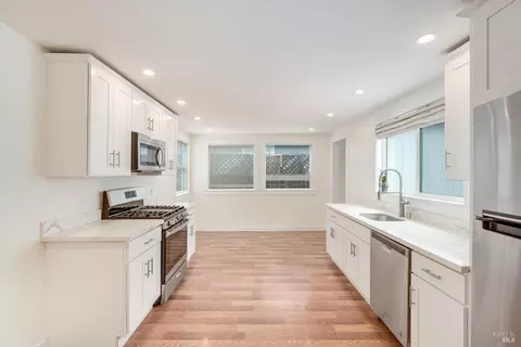 Kitchen - 259 W Macarthur St, Sonoma, CA 95476 photo 1 of 3