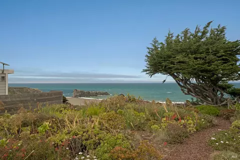 View/Area - 7036 Cliff Ave, Bodega Bay, CA 94923 photo 2 of 4