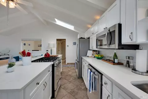 Kitchen - 7036 Cliff Ave, Bodega Bay, CA 94923 photo 6 of 8