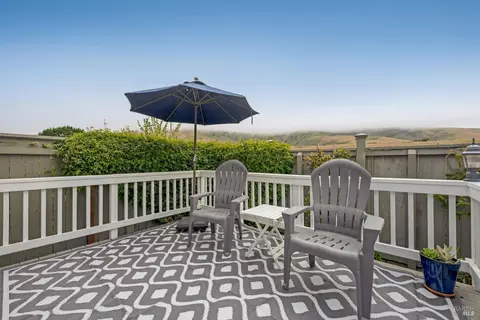 Exterior - 7036 Cliff Ave, Bodega Bay, CA 94923 photo 4 of 6